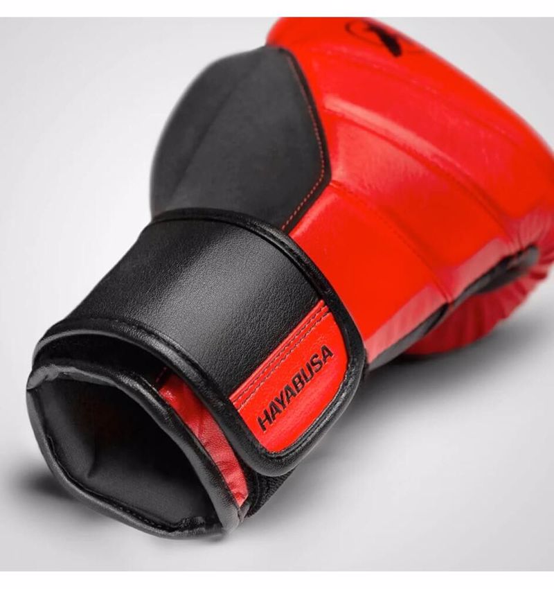 Hayabusa T3 Boxing Gloves -red